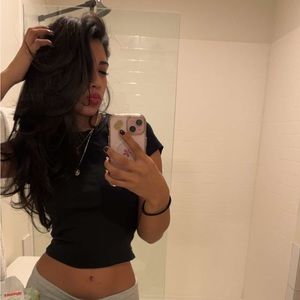 Meet your Posher, Ally